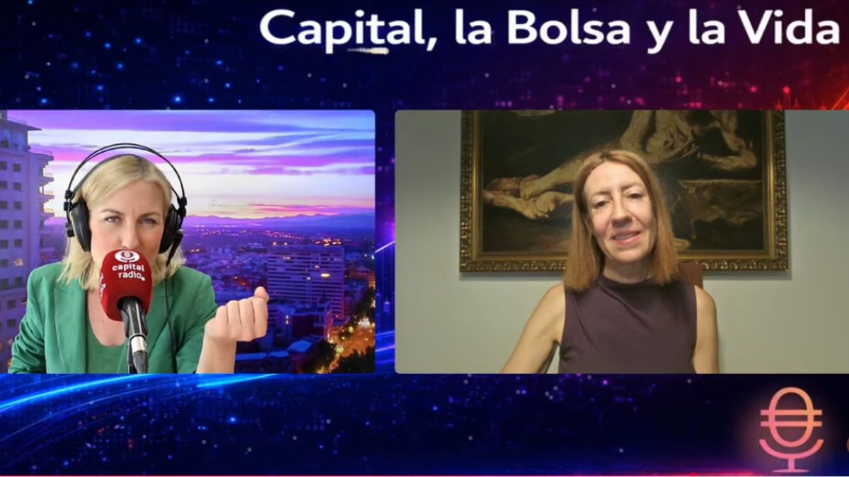 Laura Blanco, directora de Contenidos de Capital Radio; y Victoria Torre, responsable de Oferta Digital de Self Bank.