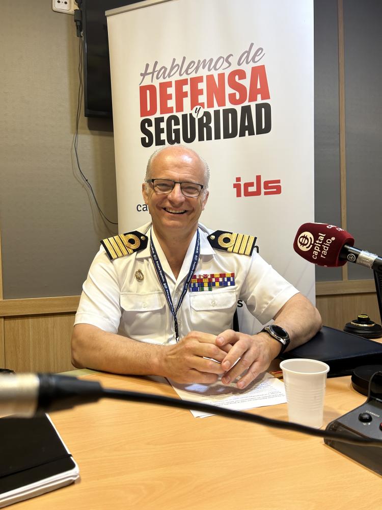 Hablemos de Defensa y Seguridad Hablemos de Defensa y Seguridad