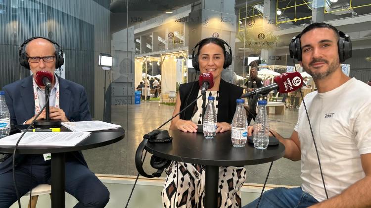 Charo Marcos, directora de AM Podcast; y Andrés Moraleda, presentador junto con Charo Marcos de AM Podcast. Charo Marcos, directora de AM Podcast; y Andrés Moraleda, presentador junto con Charo Marcos de AM Podcast.