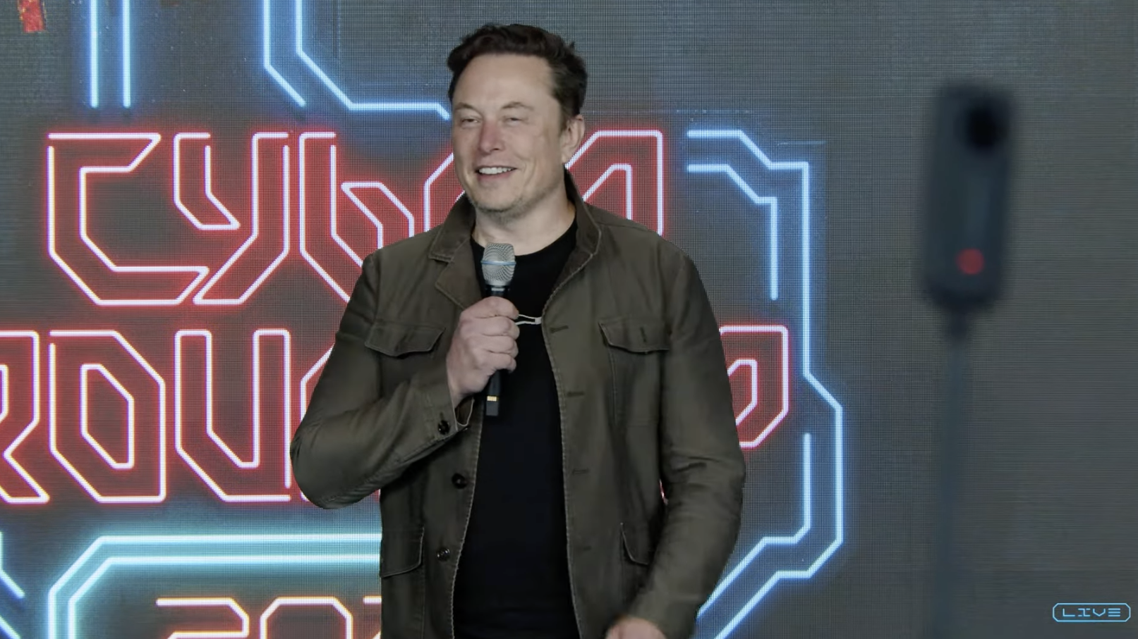 Elon Musk en la junta de accionistas de Tesla