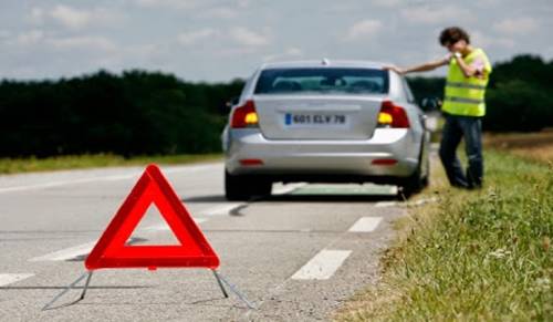 170213 coche averiado 170213 coche averiado