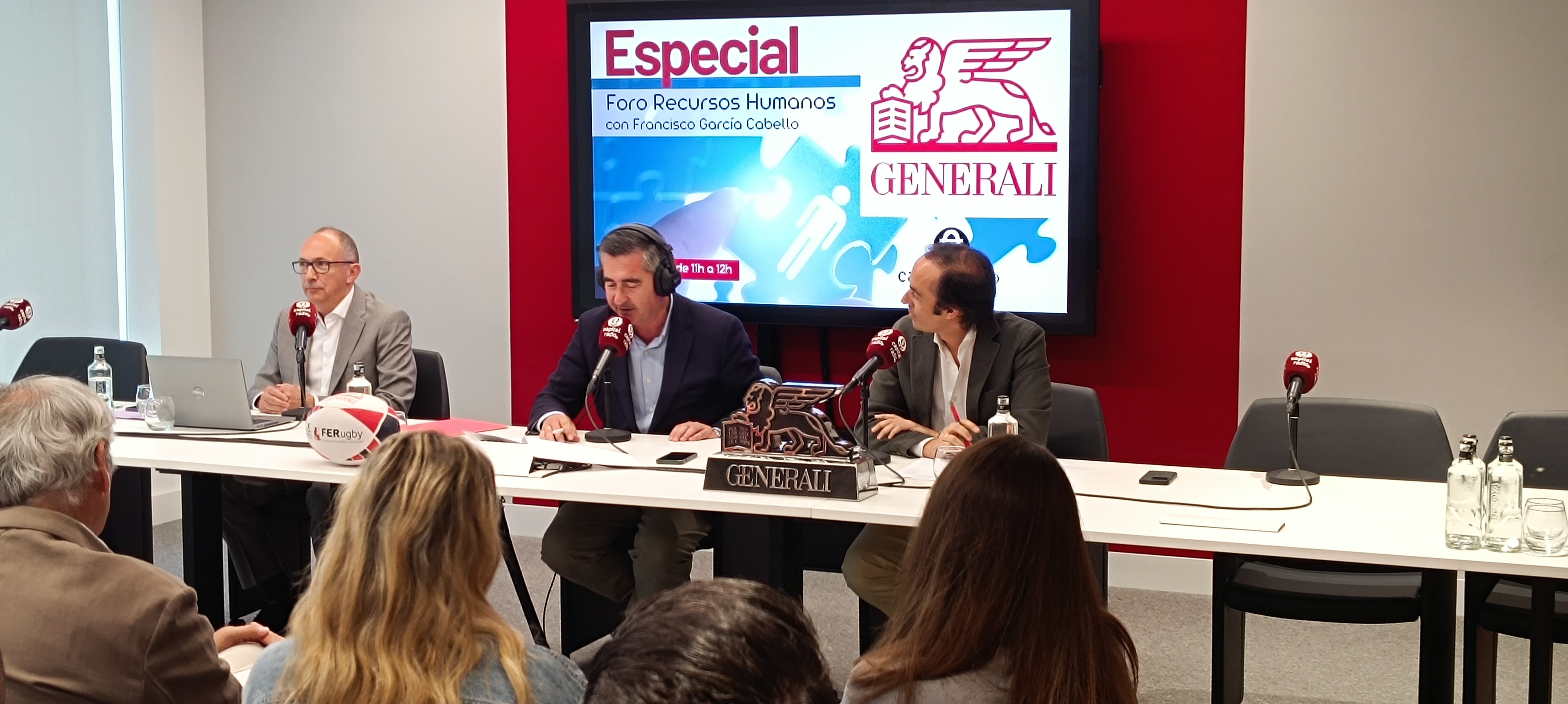 Alberto Ogando, Chief People & Organization Officer de Generali España, Francisco García Cabello, fundador y CEO de Foro Recuros Humanos; y Carlos Escudero, consejero delegado de Generali España. Alberto Ogando, Chief People & Organization Officer de Generali España, Francisco García Cabello, fundador y CEO de Foro Recuros Humanos; y Carlos Escudero, consejero delegado de Generali España.