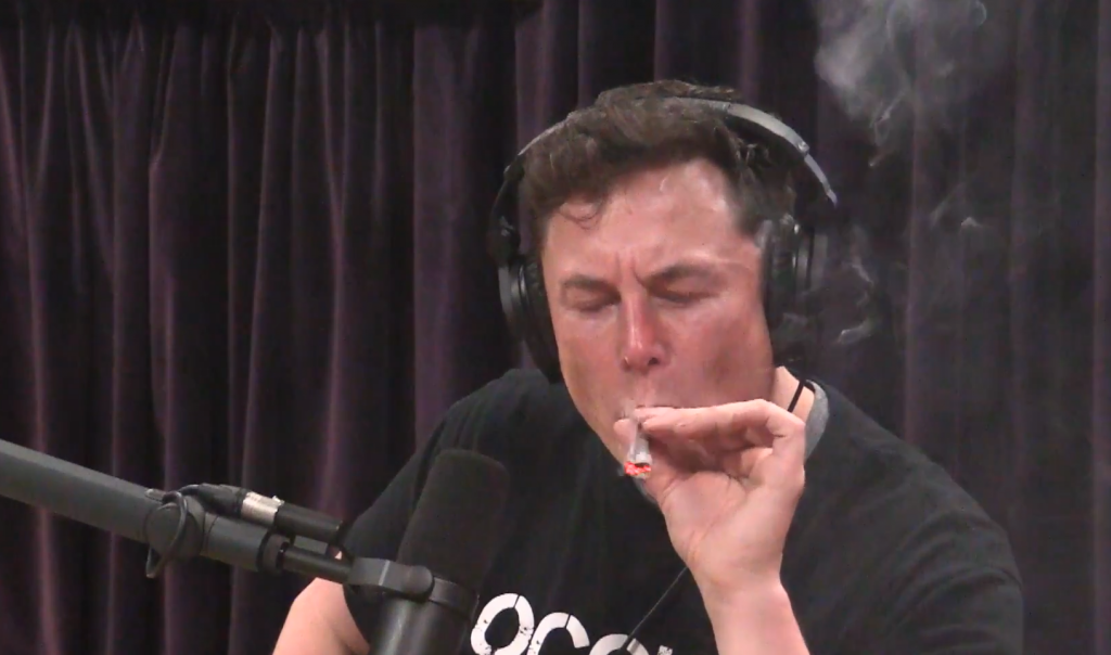 Elon Musk obligado a dimitir como presidente de Tesla | Capital Radio