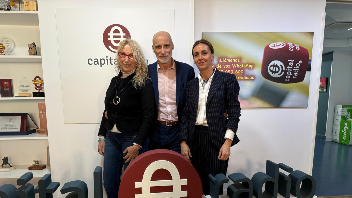 Àngels Sala, editora y coautora del programa Ambientech. Àngels Sala, editora y coautora del programa Ambientech.