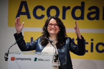 Mónica Oltra durante un acto político. Mónica Oltra durante un acto político.
