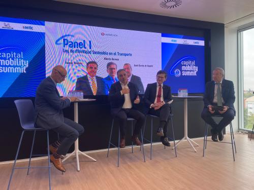 Debate sobre la Ley de Movilidad Sostenible en el Transporte Debate sobre la Ley de Movilidad Sostenible en el Transporte