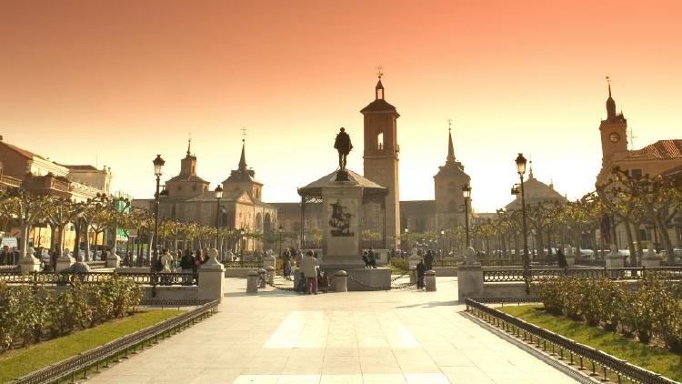 plazas.alcala_de_henares plazas.alcala_de_henares