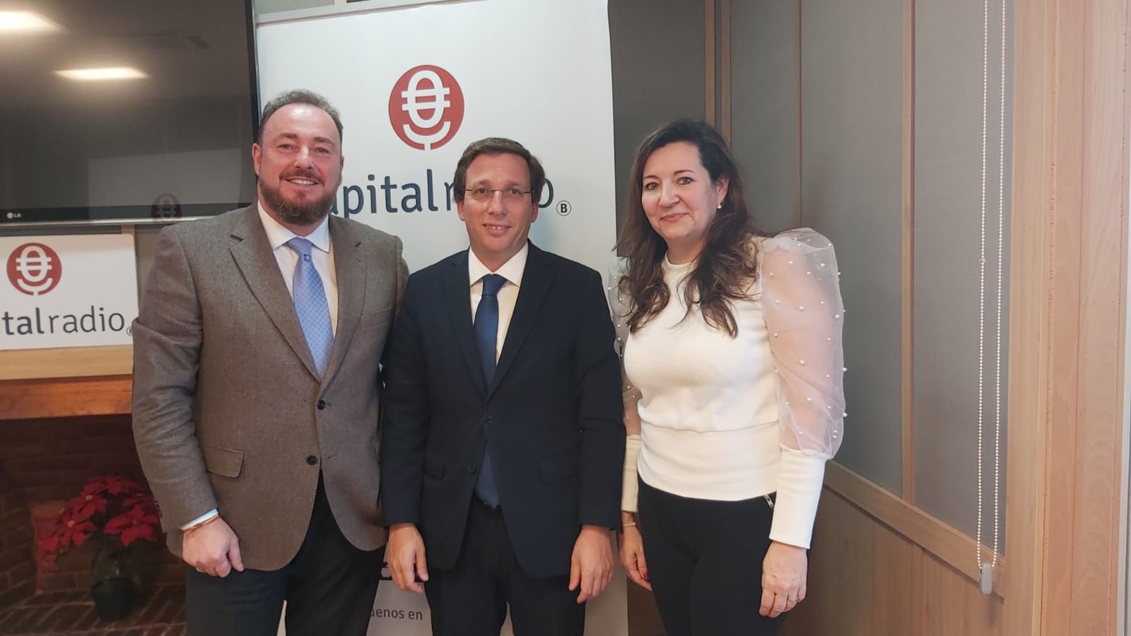 Almeida Capital Radio Almeida Capital Radio