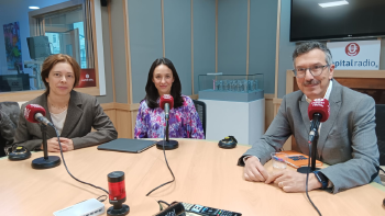 Beatriz Alonso, directora de Sostenibilidad de Surus.; Beatriz Lozano, Head of Public Affairs &amp; RSC Roche Farma España; y Luis Vicente Muñoz, CEO de Capital Radio.