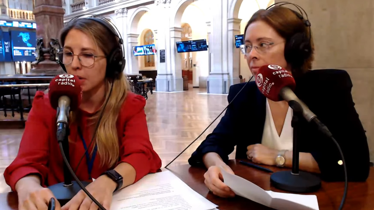 Cristina Aparicio, directora general de Transición Energética y Economía Circular; y Beatriz Alonso, directora de Sostenibilidad en Surus.