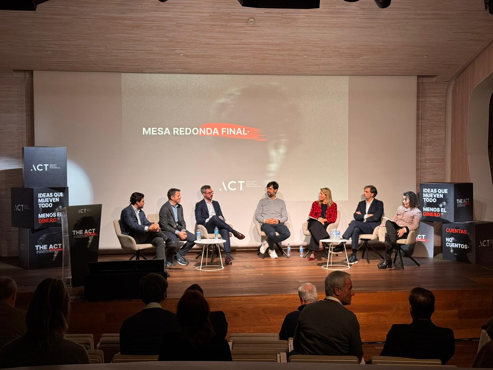 Ponentes Mesa Redonda Ponentes Mesa Redonda