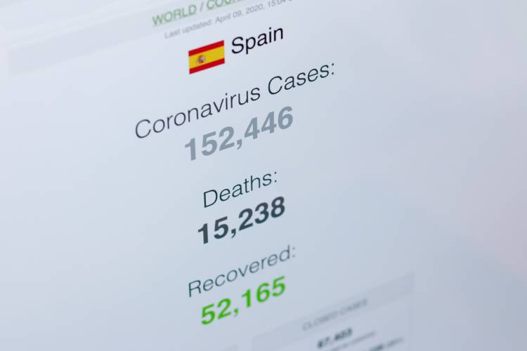 Coronavirus en España Photo by KOBU Agency on Unsplash