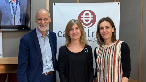 Chimo Ortega, director de Movilidad sobre Ruedas en Capital Radio; Leticia Espinosa de los Monteros, presidenta ejecutiva del Círculo Orellana; e Isabel López Rivadulla, directora de Comunicación de Signus Ecovalor. Chimo Ortega, director de Movilidad sobre Ruedas en Capital Radio; Leticia Espinosa de los Monteros, presidenta ejecutiva del Círculo Orellana; e Isabel López Rivadulla, directora de Comunicación de Signus Ecovalor.