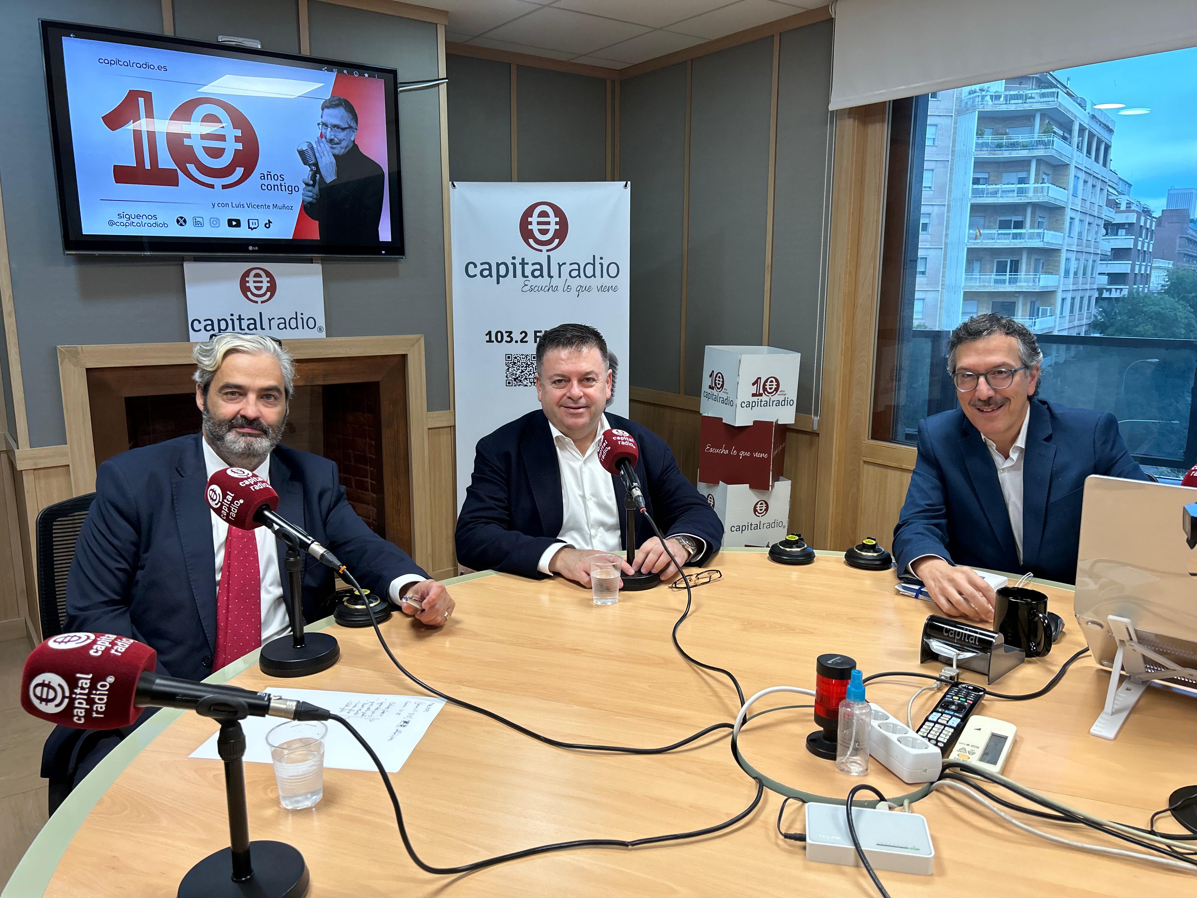 Santiago Carbó Young Economy Santiago Carbó Young Economy