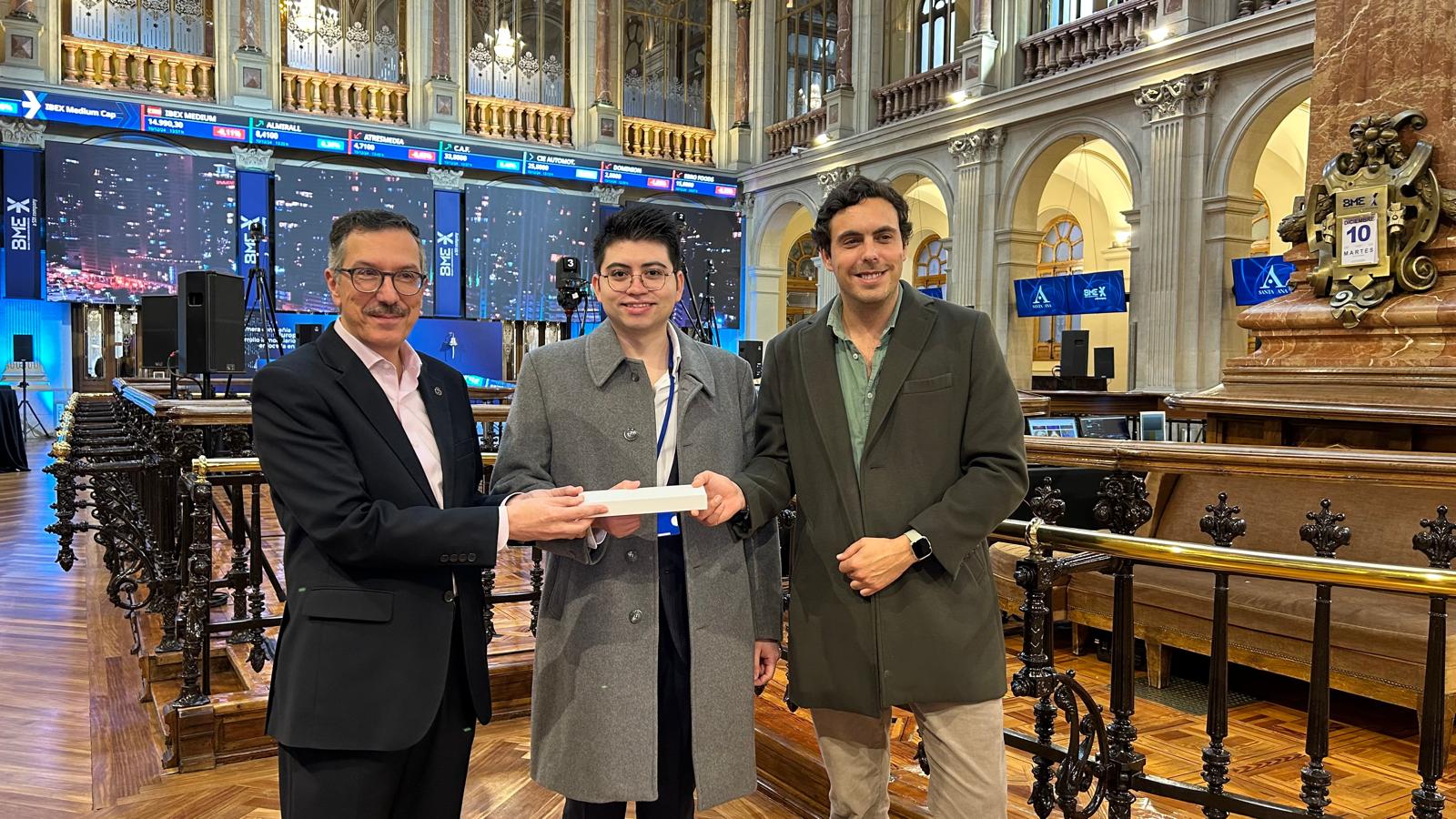 Gonzalo Emmanuel Villalba Portillo, primer premio. Gonzalo Emmanuel Villalba Portillo, primer premio.