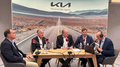 Tertulia en el Especial Kia y Arval Tertulia en el Especial Kia y Arval