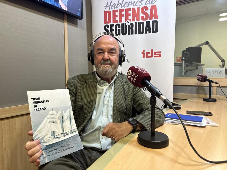 Francisco Romero Garat, Capitán de Navío retirado Francisco Romero Garat, Capitán de Navío retirado