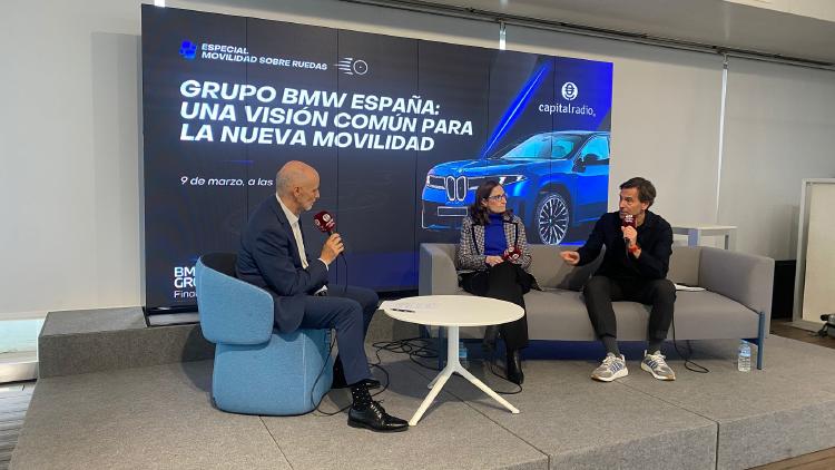 Piedad Lázaro, directora de Posventa de BMW Iberia; y Manuel Terroba, presidente ejecutivo de BMW Group Iberia. Piedad Lázaro, directora de Posventa de BMW Iberia; y Manuel Terroba, presidente ejecutivo de BMW Group Iberia.