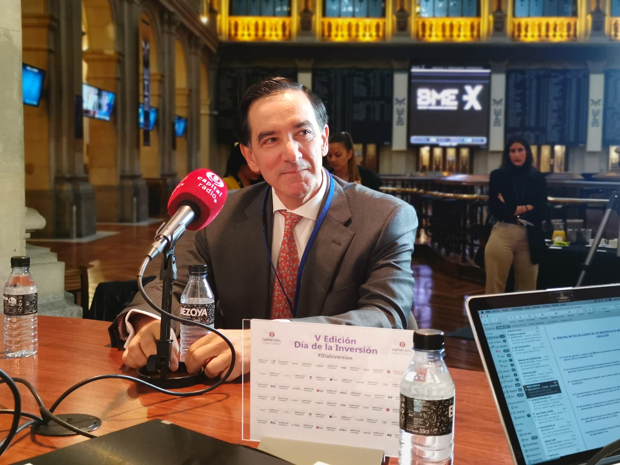 EIB3EB5XYAAftMg (1) EIB3EB5XYAAftMg (1)