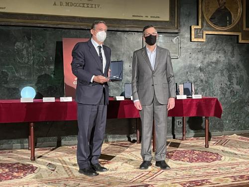 Premio a Suez a la excelencia en la Gestión del Medio Ambiente Premio a Suez a la excelencia en la Gestión del Medio Ambiente