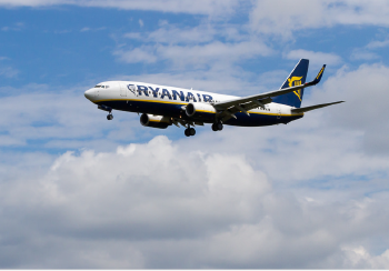 Italia denuncia a Ryanair por supuestas prácticas abusivas con menores y discapacitados