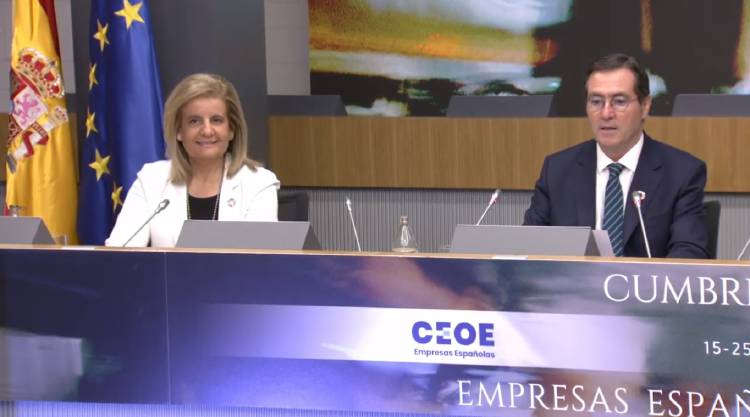 CUMBRE CEOE FATIMA BAÑEZ CUMBRE CEOE FATIMA BAÑEZ
