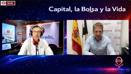 Luis Vicente Muñoz, CEO de Capital Radio; y Karim Bulaix, presidente de la Cámara de Comercio de Ceuta. Luis Vicente Muñoz, CEO de Capital Radio; y Karim Bulaix, presidente de la Cámara de Comercio de Ceuta.