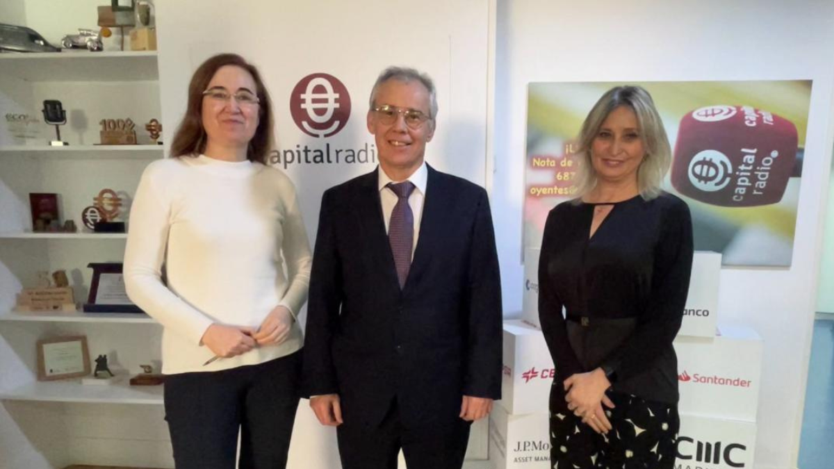 Metal Empresarial 2702 Metal Empresarial 2702