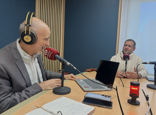 Chimo Ortega con Francisco Girao, director de Defensa y Seguridad Aeroespacial de Atrevia Chimo Ortega con Francisco Girao, director de Defensa y Seguridad Aeroespacial de Atrevia