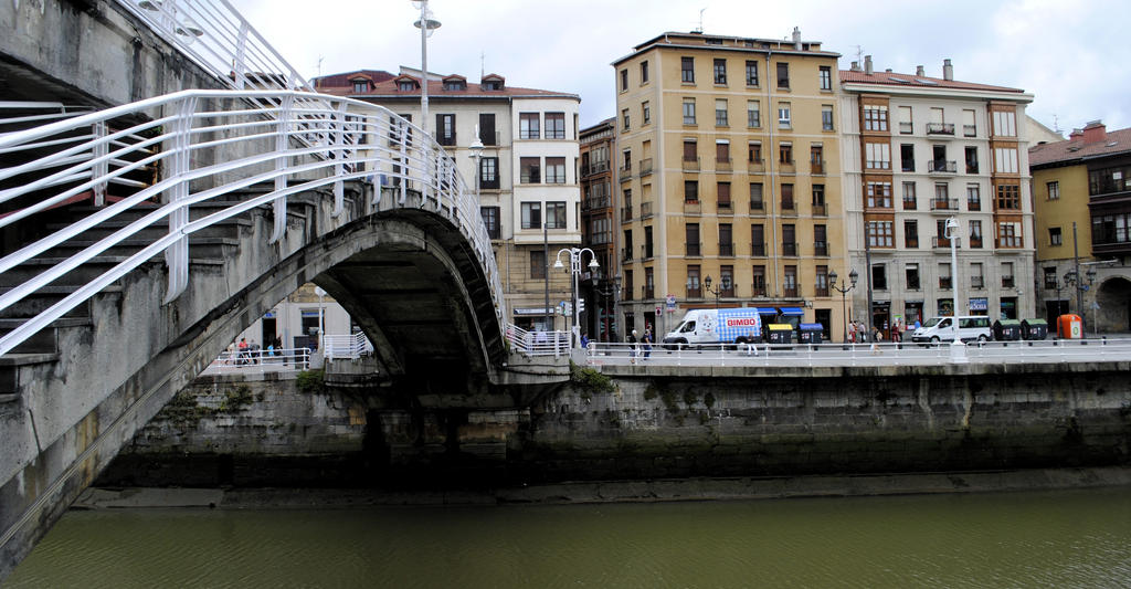 Puente Bilbao