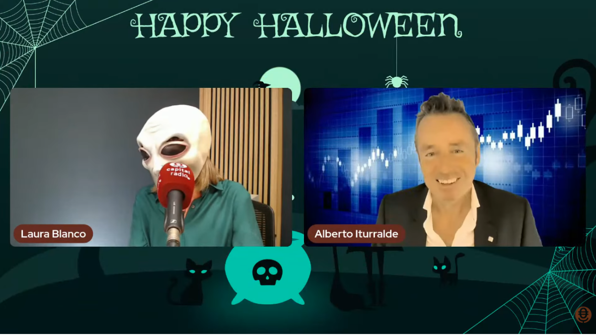 Laura Blanco y Alberto Iturralde durante la Clase de los Viernes de esta semana.