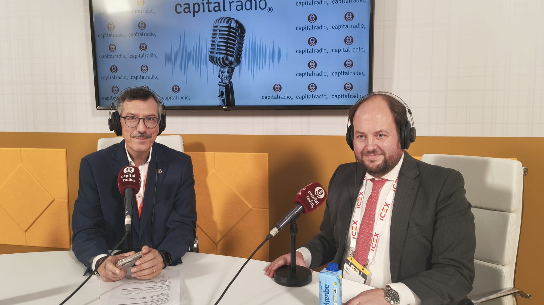 Luis Vicente Mu&ntilde;oz, CEO de Capital Radio; y Pablo Conde, director general de Desarrollo de Negocio Internacional en ICEX.