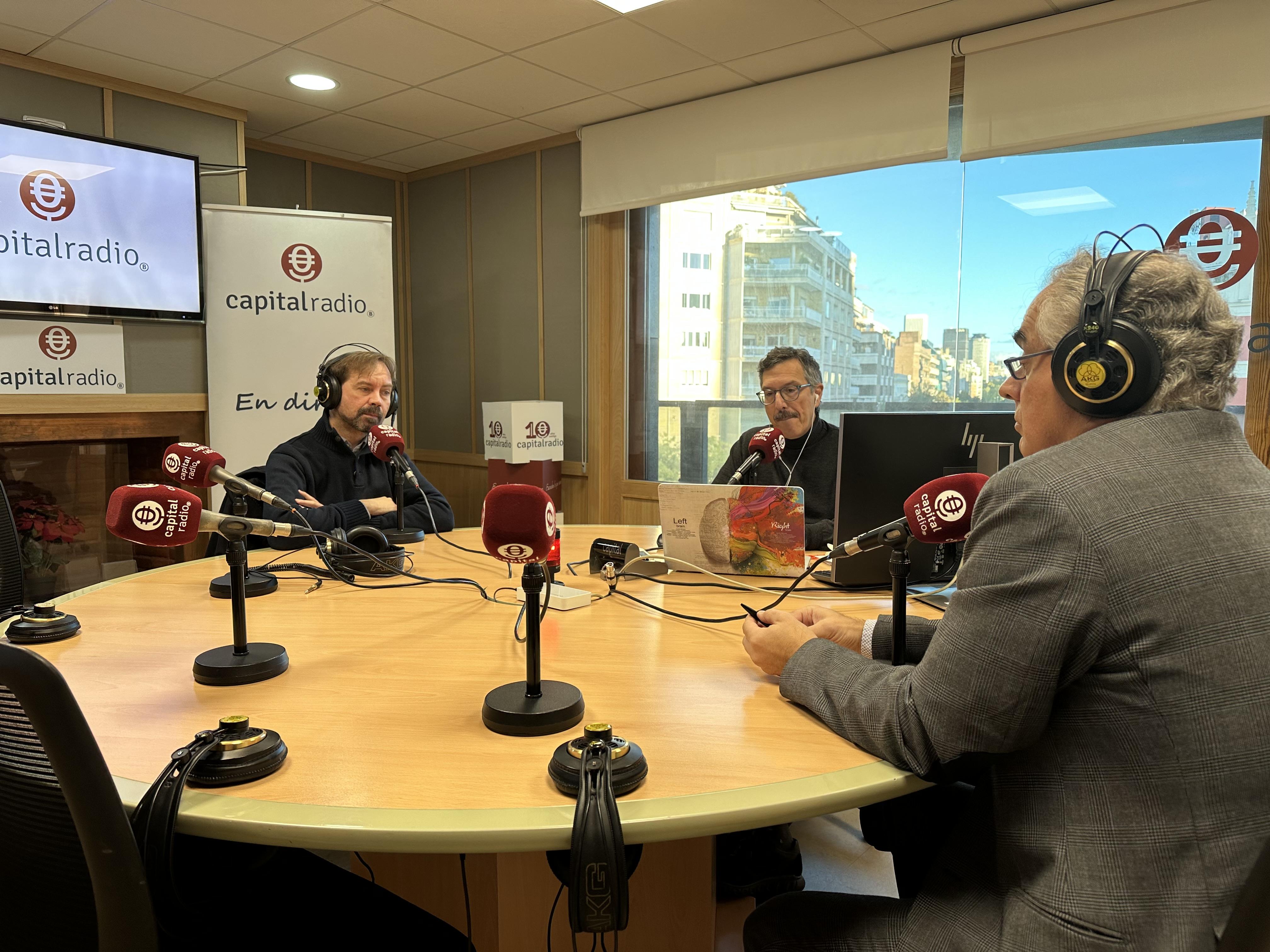 Tertulia Capital con Luis Vicente Muñoz, César Arranz, Antonio Sanabria y José Ignacio Gutiérrez Tertulia Capital con Luis Vicente Muñoz, César Arranz, Antonio Sanabria y José Ignacio Gutiérrez