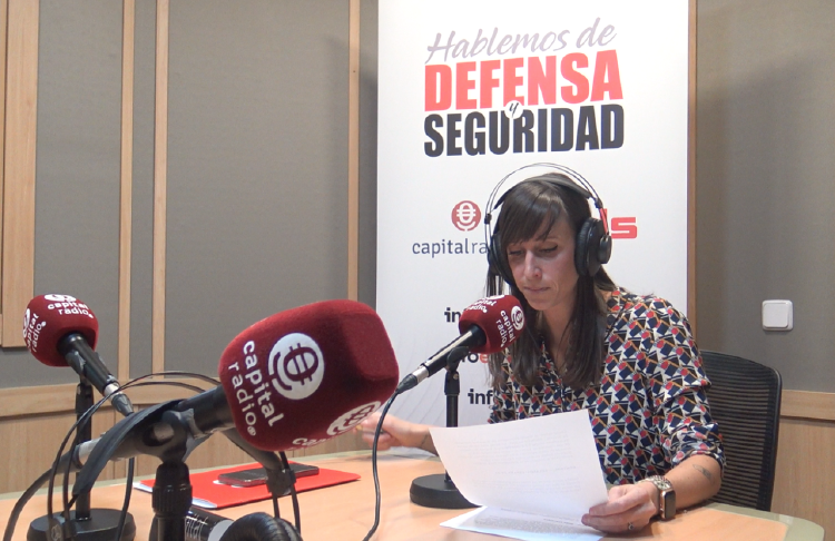 Belén Montes durante la emisión de Hablemos de Defensa y Seguridad