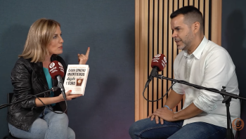 El periodista José María Camarero con Laura Blanco