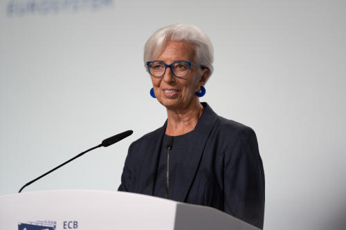 Christine Lagarde, presidenta del BCE, en rueda de prensa desde Atenas