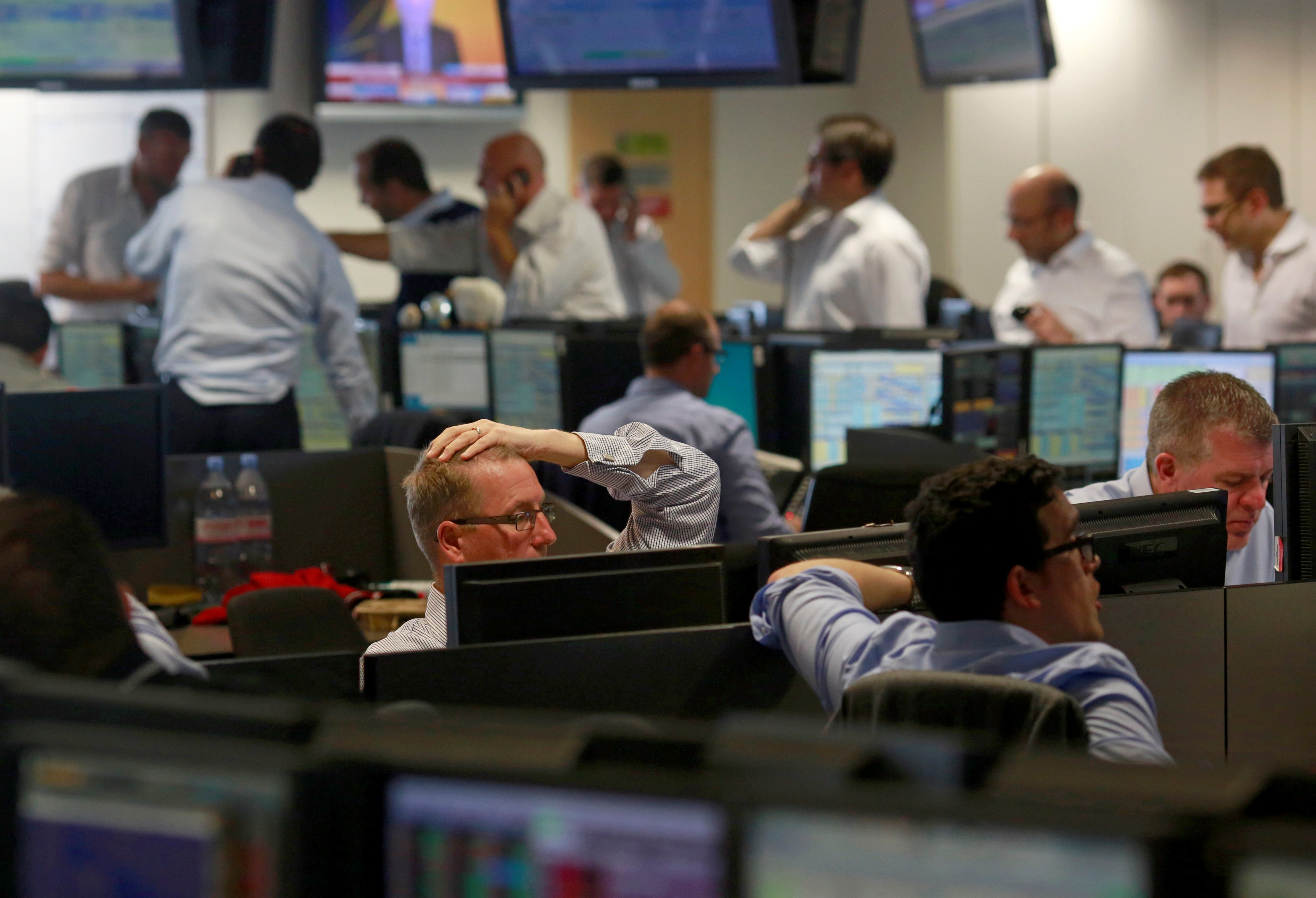 Traders en un Broker de Londres el 24 de junio de 2016 (Fuente: Reuters)