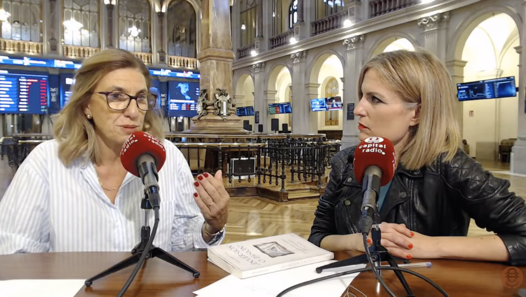 María Sancho Arroyo, autora del libro “Inversión o Pasión. Una guía para navegar por el mercado del arte” (2024, Deusto)