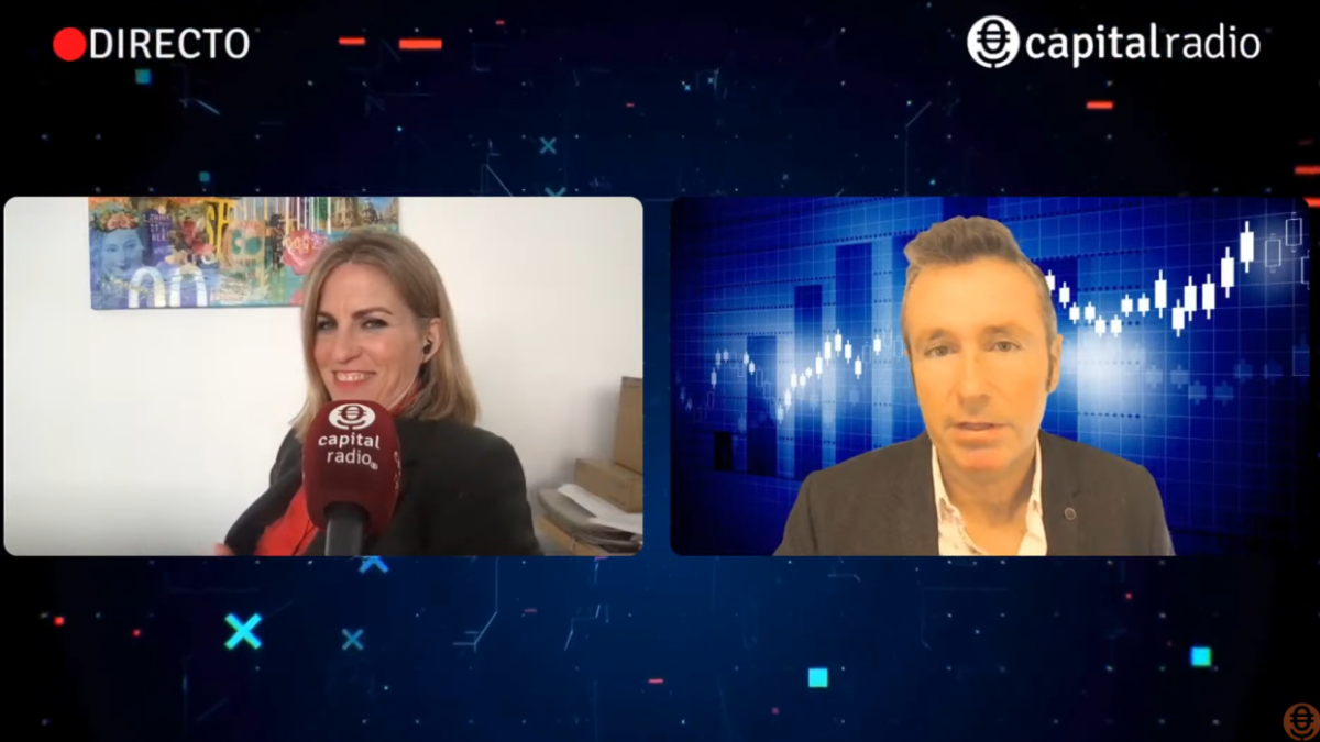 Laura Blanco y Alberto Iturralde durante la Clase de los Viernes de este 14 de marzo. Laura Blanco y Alberto Iturralde durante la Clase de los Viernes de este 14 de marzo.