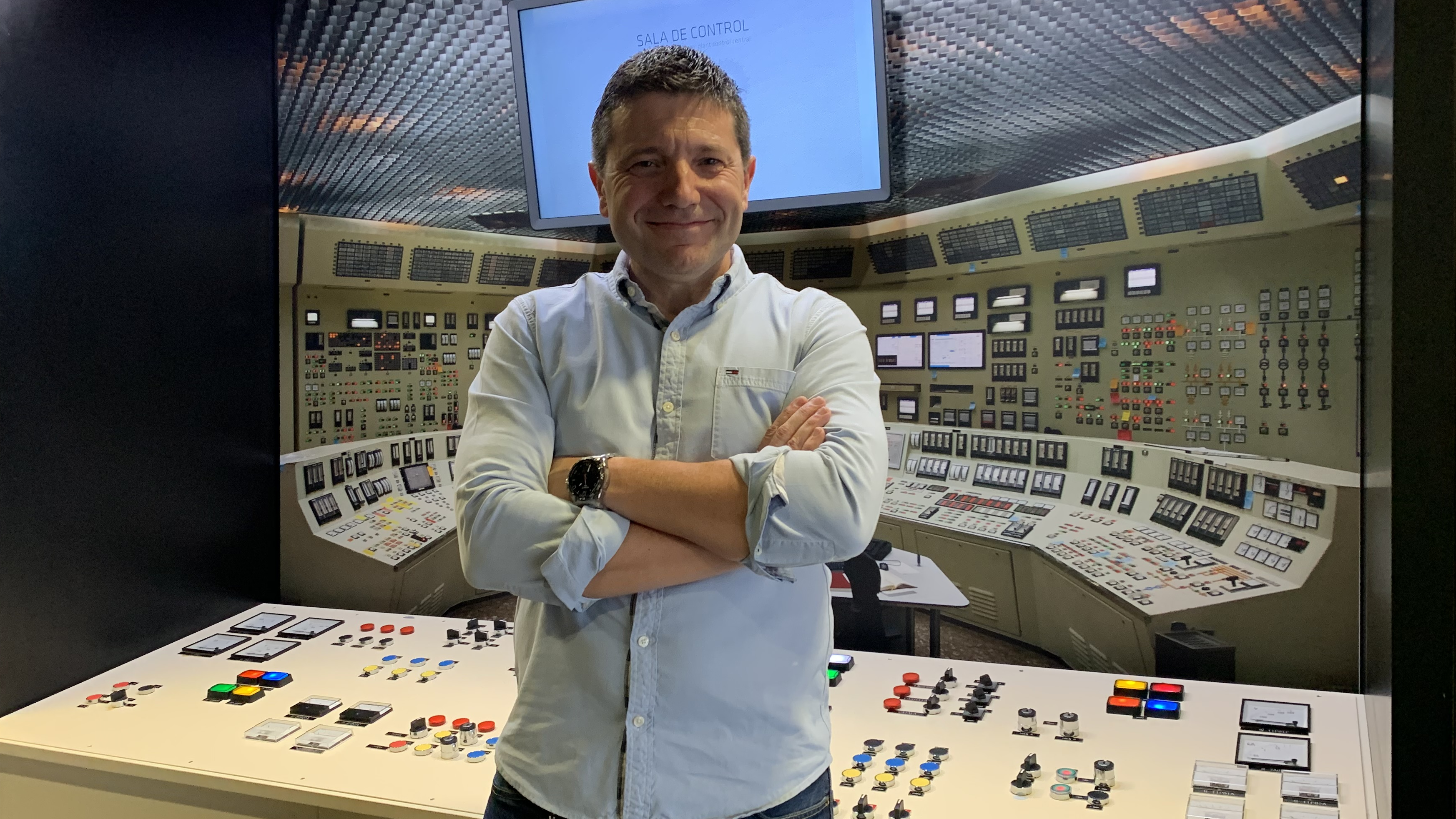 Alfredo García (alias @operadornuclear) Alfredo García (alias @operadornuclear)