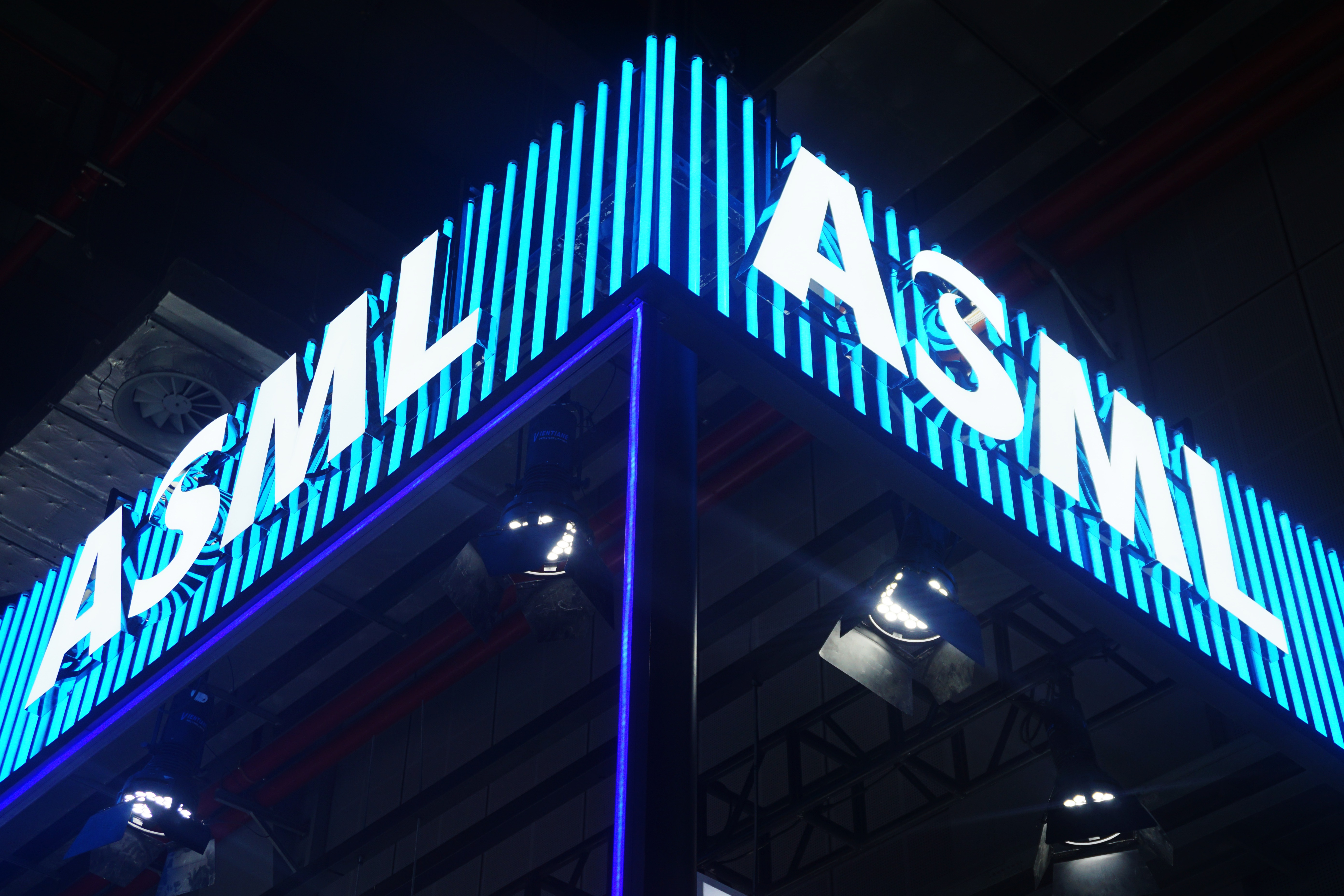 Stand de ASML en una feria en Shanghai