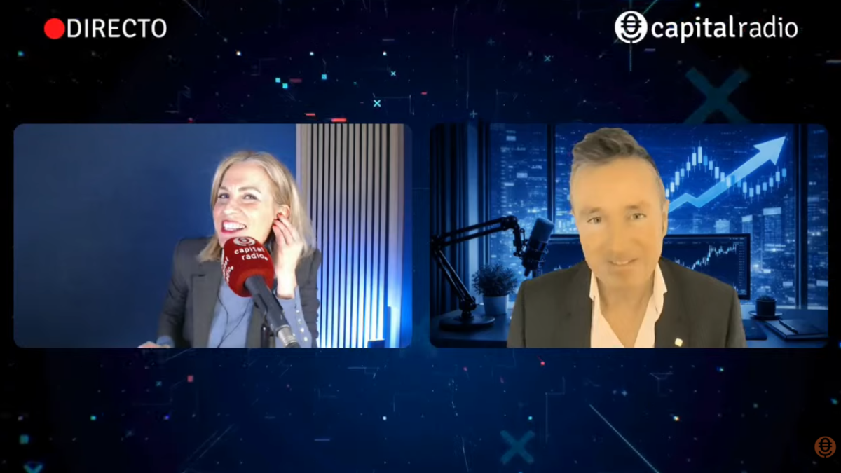 Laura Blanco y Alberto Iturralde, durante la Clase de los Viernes de esta semana.