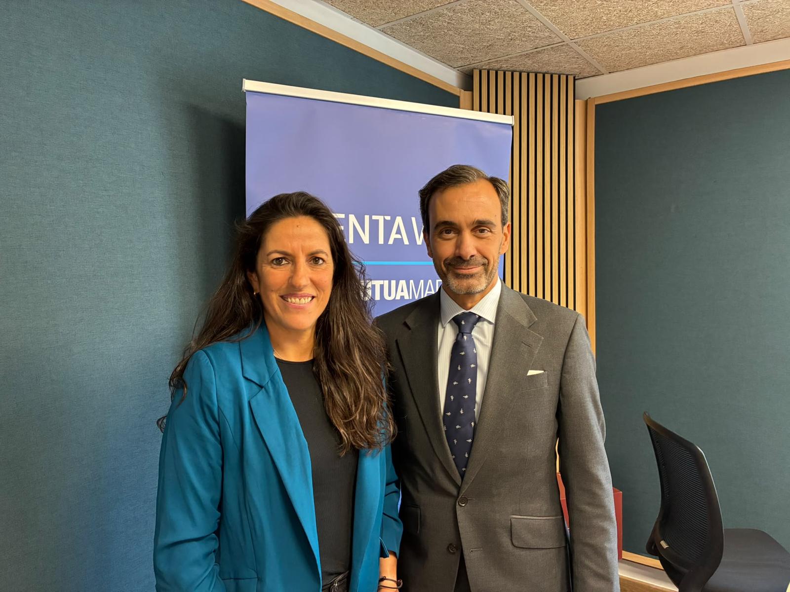  Virginia Rodr&iacute;guez Perlado, fundadora de Color&aacute; Health Coaching, especialista certificada en coaching de salud y medicina funcional y autora del libro Lo Mejor de Ti; y Gabriel Crespo, director de El laboratorio.