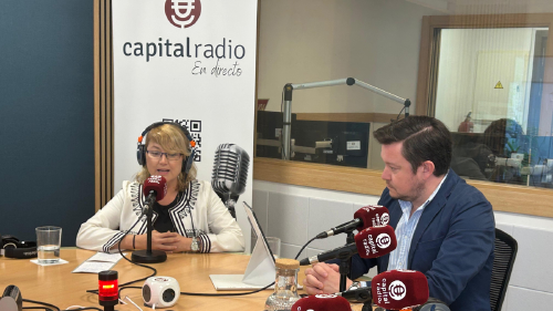 Carmen Chicharro, directora comercial, Marketing e Innovación en Metrovacesa; y Carlos Álvarez Ramallo, partner de eVoost AI. Carmen Chicharro, directora comercial, Marketing e Innovación en Metrovacesa; y Carlos Álvarez Ramallo, partner de eVoost AI.