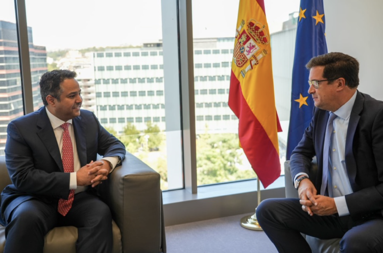 Reunión del ministro de Transformación Digital, Óscar López, con el CEO de STC Reunión del ministro de Transformación Digital, Óscar López, con el CEO de STC