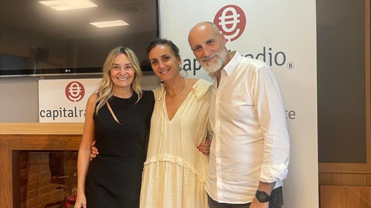 Julia Higueras, periodista y directora de la revista Anoche Tuve Un Sueño. Julia Higueras, periodista y directora de la revista Anoche Tuve Un Sueño.