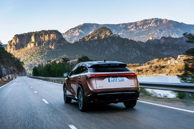 Nissan Ariya Nissan Ariya