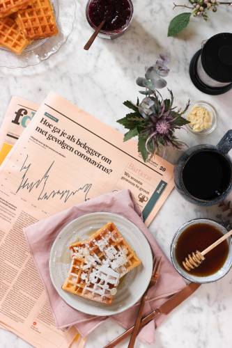 Impacto del coronavirus El Ayuntamiento de Madrid declara el nivel naranja del Plan de Emergencia Municipal (PEMAM) El Alcalde de Madrid, José Luis Martínez Almeida, ha aprobado un decreto por el que se declara el nivel naranja del Plan de Emergencia Municipal del Ayuntamiento de Madrid (PEMAM), en coordinación con la activación del Plan Territorial de Protección Civil (PLATERCAM) por parte de la Comunidad de Madrid ante la evolución de la situación sanitaria y de la propagación del Covid 19. La activación de este nivel supone, tal y como recoge el decreto aprobado, otorgar mayores competencias a los servicios de emergencias (SAMUR Protección Civil y Bomberos) y habilita al cuerpo de Policía de Madrid a través de la Dirección General de Policía Municipal a adoptar las medidas necesarias que garanticen el estricto cumplimiento de todos los acuerdos que se tomen en esta situación de emergencia. Impacto del coronavirus El Ayuntamiento de Madrid declara el nivel naranja del Plan de Emergencia Municipal (PEMAM) El Alcalde de Madrid, José Luis Martínez Almeida, ha aprobado un decreto por el que se declara el nivel naranja del Plan de Emergencia Municipal del Ayuntamiento de Madrid (PEMAM), en coordinación con la activación del Plan Territorial de Protección Civil (PLATERCAM) por parte de la Comunidad de Madrid ante la evolución de la situación sanitaria y de la propagación del Covid 19. La activación de este nivel supone, tal y como recoge el decreto aprobado, otorgar mayores competencias a los servicios de emergencias (SAMUR Protección Civil y Bomberos) y habilita al cuerpo de Policía de Madrid a través de la Dirección General de Policía Municipal a adoptar las medidas necesarias que garanticen el estricto cumplimiento de todos los acuerdos que se tomen en esta situación de emergencia.