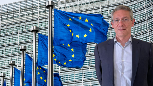 Antonio Fonfría Mesa, profesor de Economía Aplicada de la Universidad Complutense de Madrid y de la Academia de las Ciencias y Artes Militares. Antonio Fonfría Mesa, profesor de Economía Aplicada de la Universidad Complutense de Madrid y de la Academia de las Ciencias y Artes Militares.