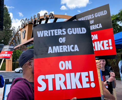 Protestas de guionistas en EEUU